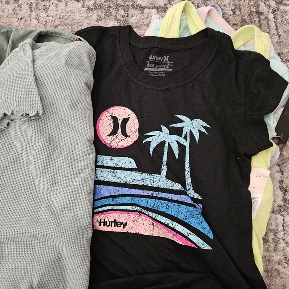 bundle lot of 11  girl shirts - Picture 9 of 9